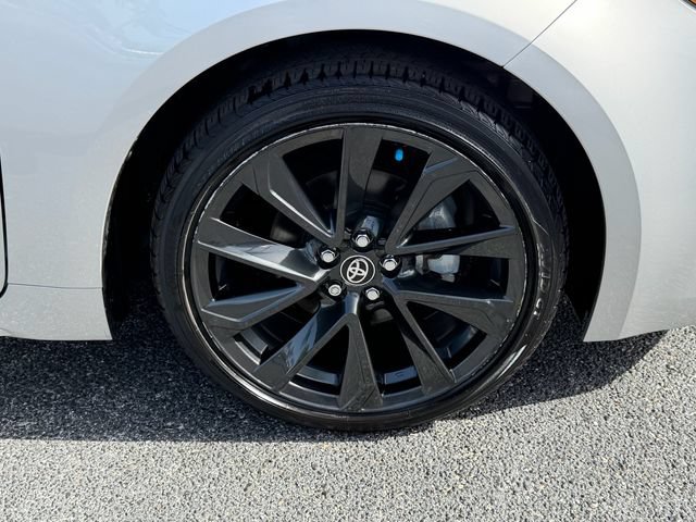 Used 2025 Toyota Corolla XSE FWD image 18
