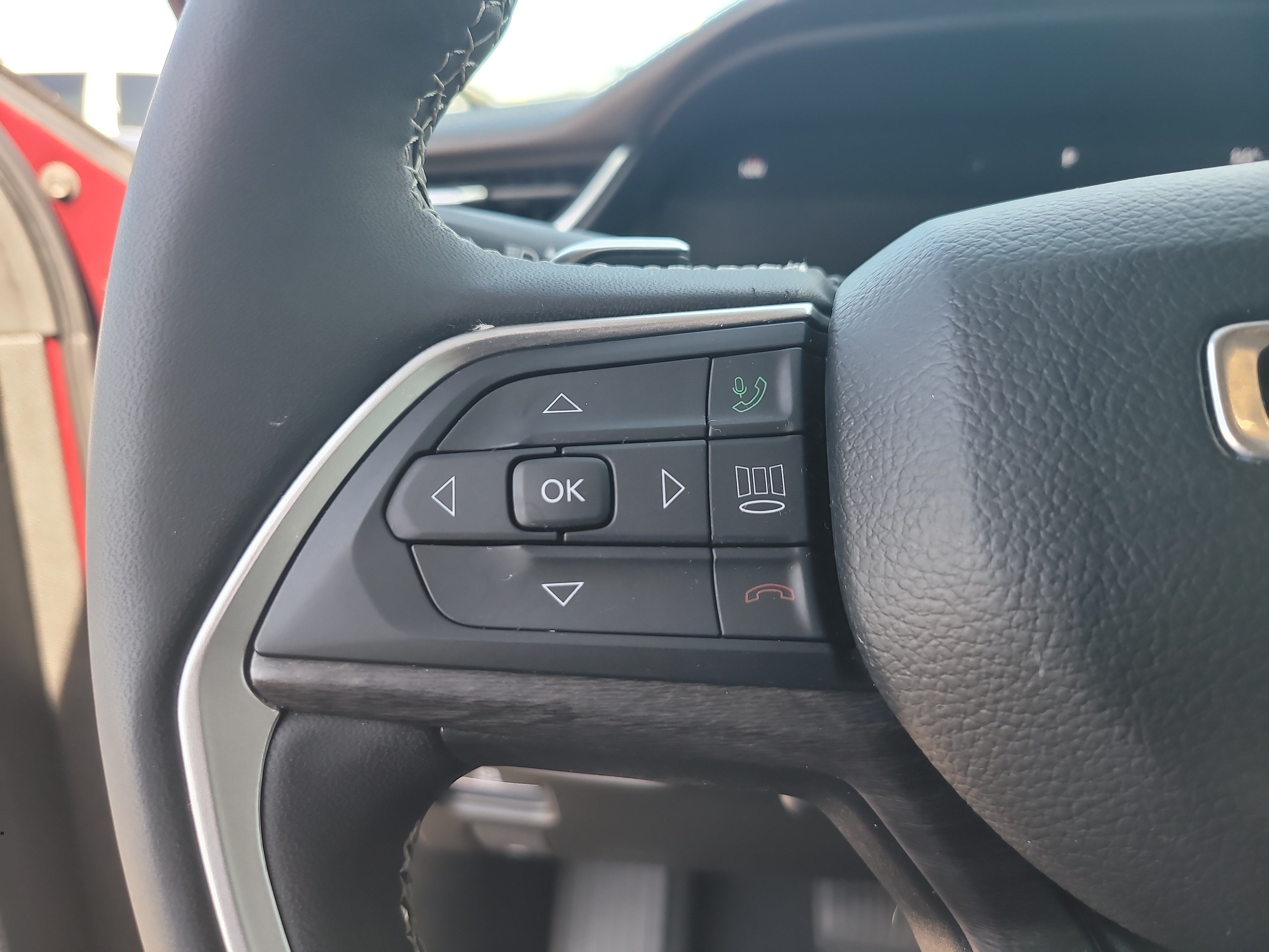 Used 2023 Jeep Grand Cherokee L Limited w/ Luxury Tech Group II AWD/4WD image 27