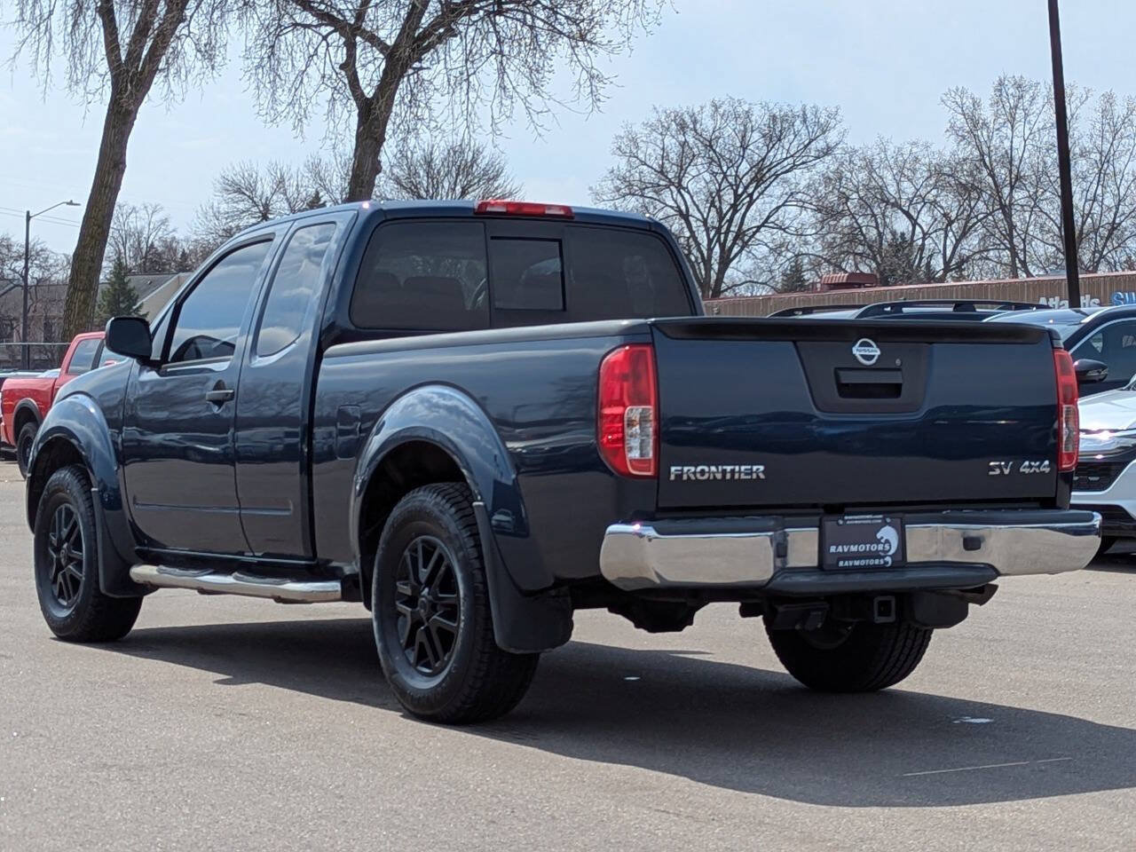 Used 2019 Nissan Frontier SV AWD/4WD image 10