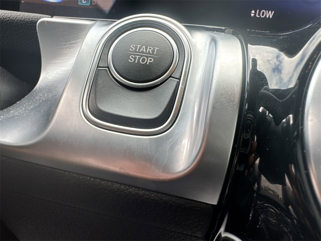 Used 2024 Mercedes-Benz EQB 250+ image 22