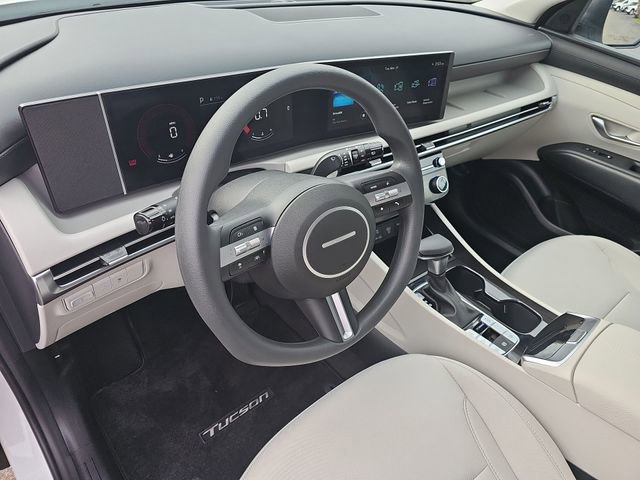 Used 2026 Hyundai Tucson SEL image 11