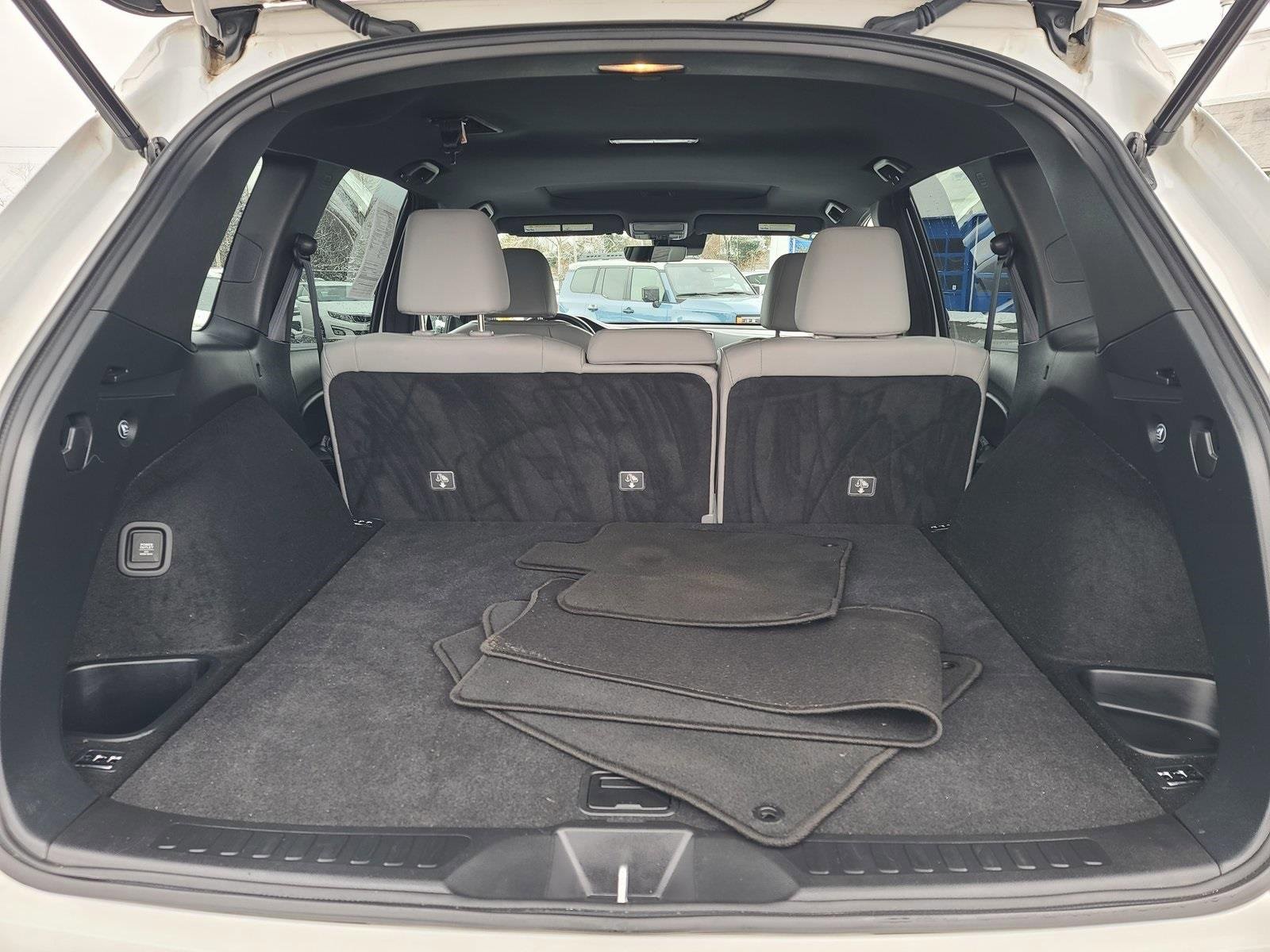 Used 2023 Honda Passport EX-L image 4