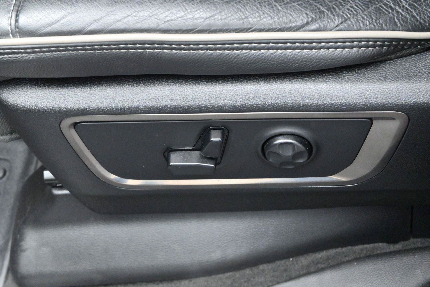 Used 2020 RAM 1500 Limited AWD/4WD image 14
