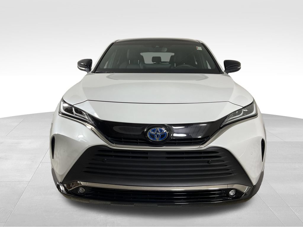 Used 2023 Toyota Venza Nightshade AWD/4WD image 3
