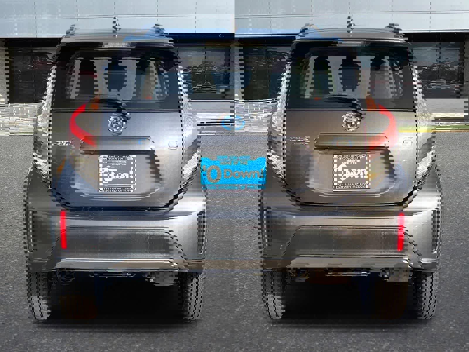 Used 2018 Toyota Prius C One image 8