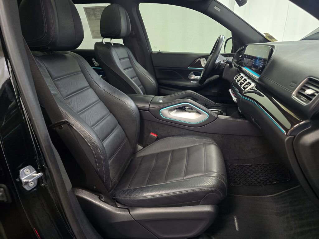 Used 2020 Mercedes-Benz GLS 450 4MATIC image 29