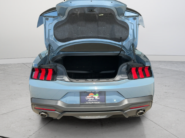 Used 2025 Ford Mustang GT Premium RWD image 25