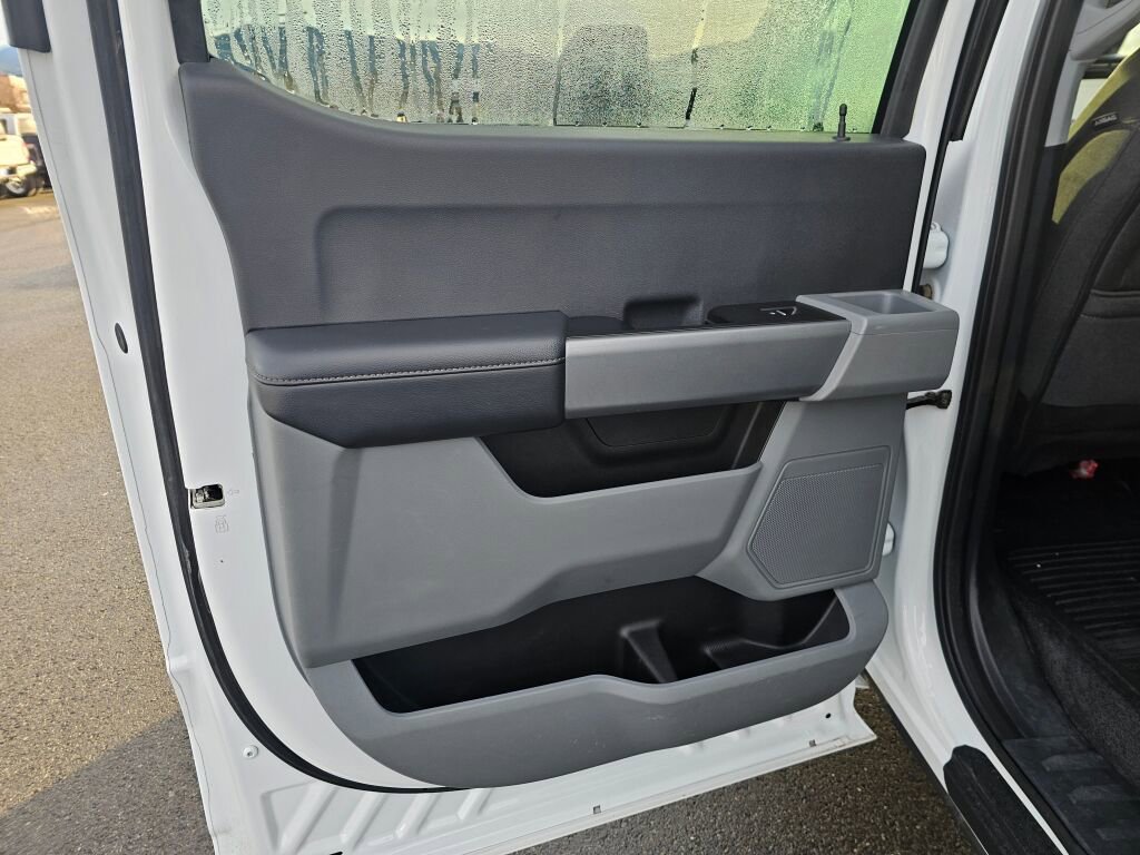 Certified 2024 Ford F350 XLT image 11