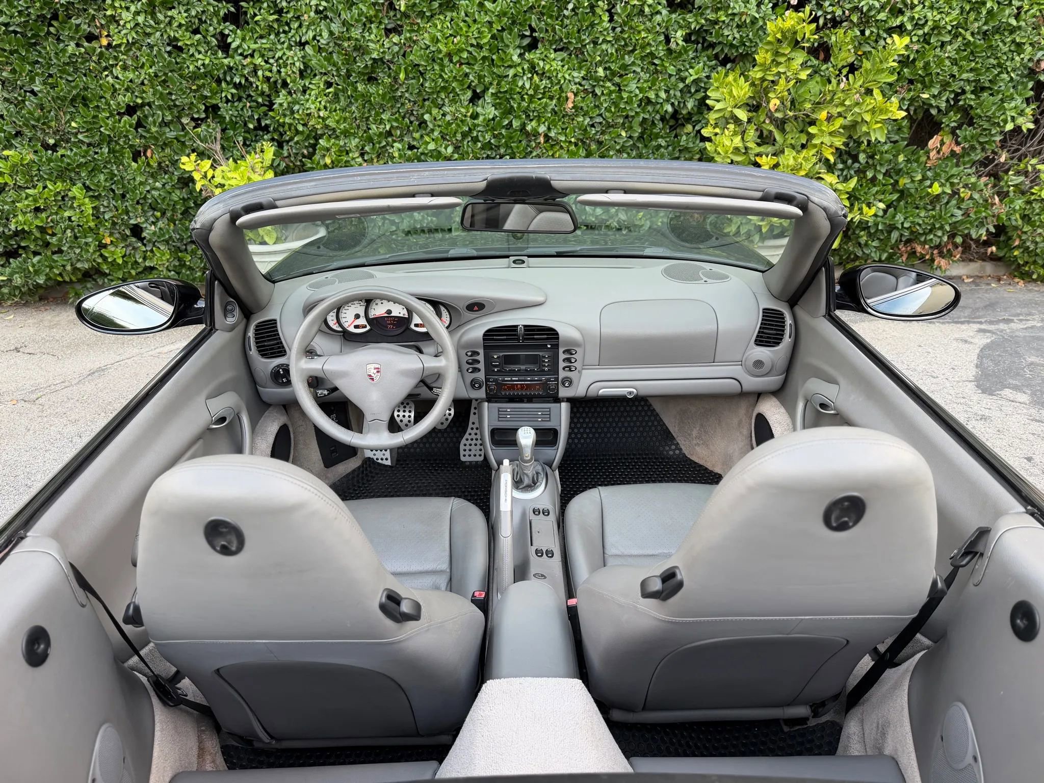 Used 2003 Porsche 911 Carrera 4 image 28