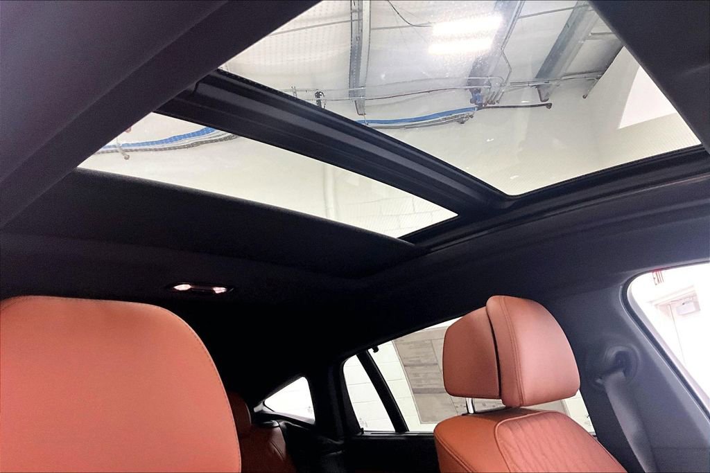 New 2026 BMW X6 M60i AWD/4WD image 22