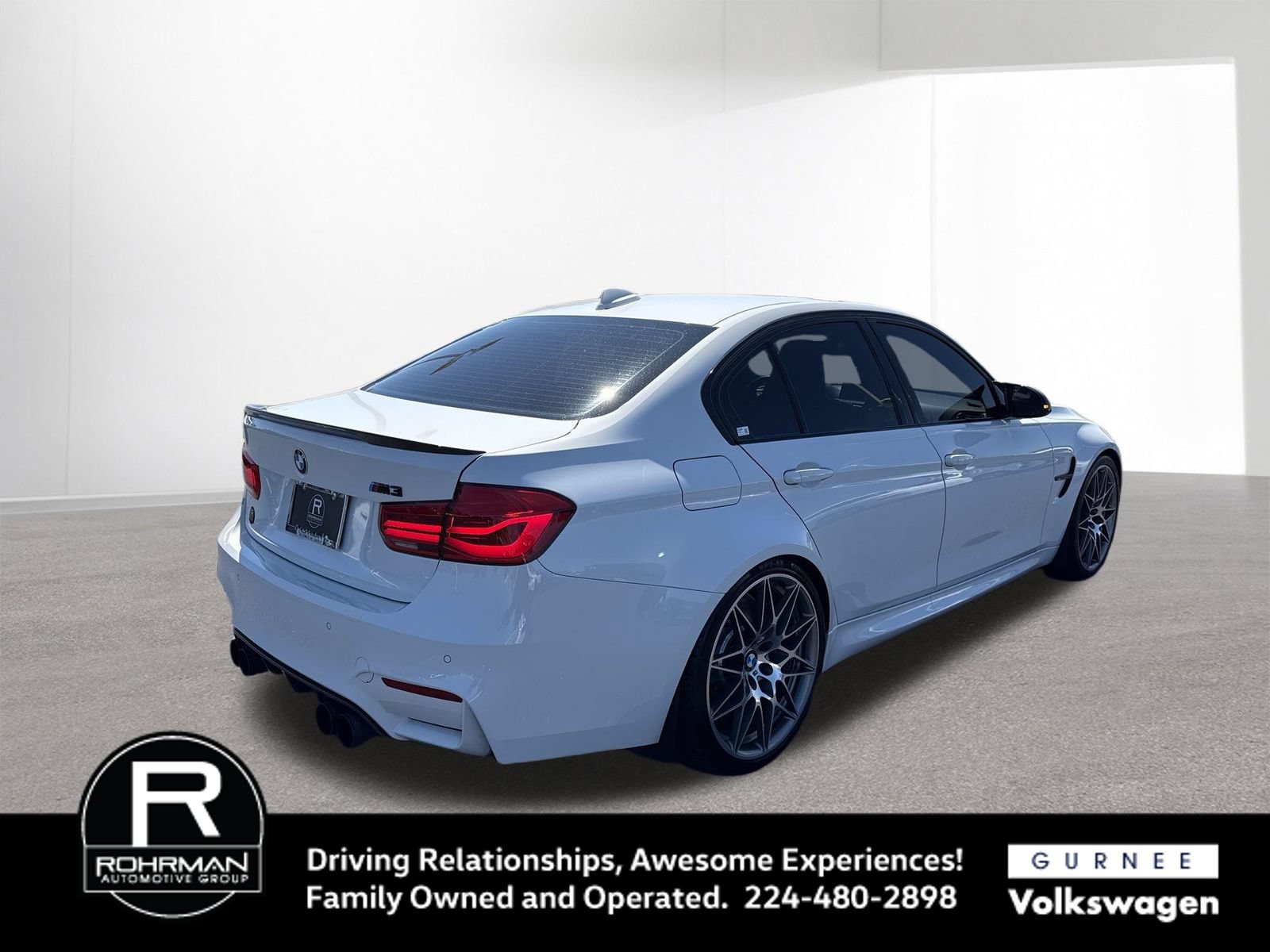 Used 2018 BMW M3 RWD image 10