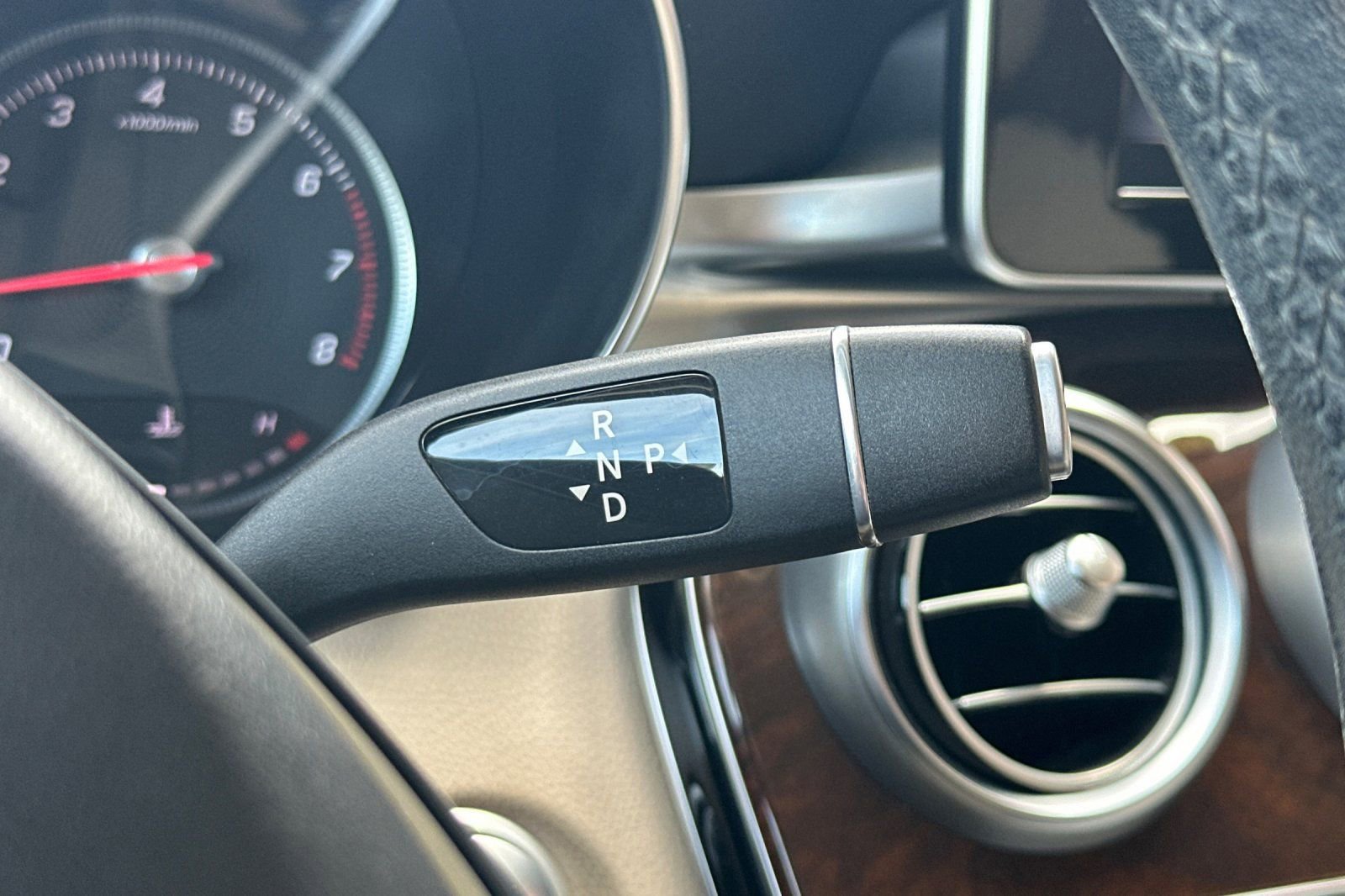 Used 2019 Mercedes-Benz GLC 300 4MATIC image 22