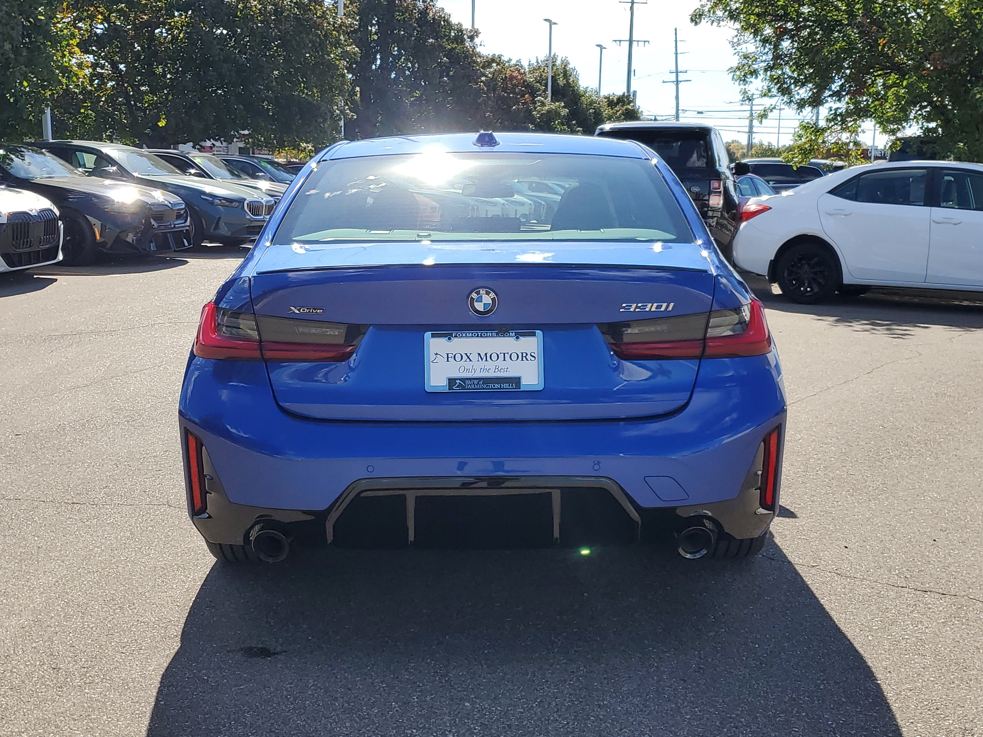 New 2026 BMW 330i xDrive Sedan w/ M Sport Package AWD/4WD image 4