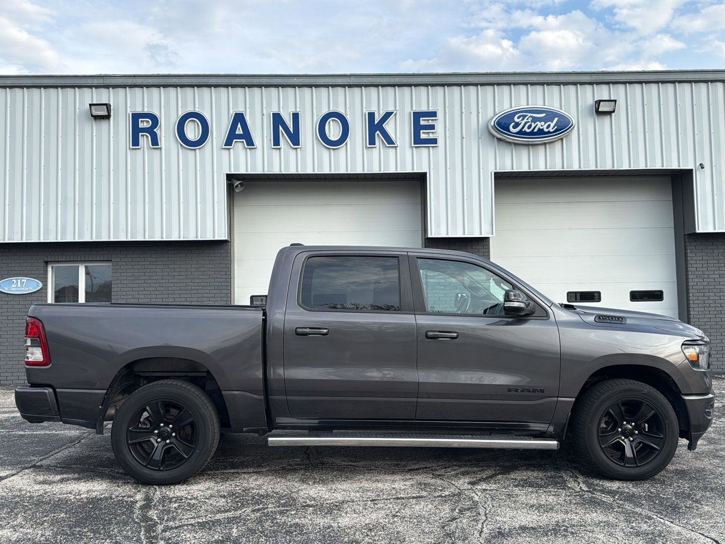 Used 2021 RAM 1500 Big Horn AWD/4WD image 11