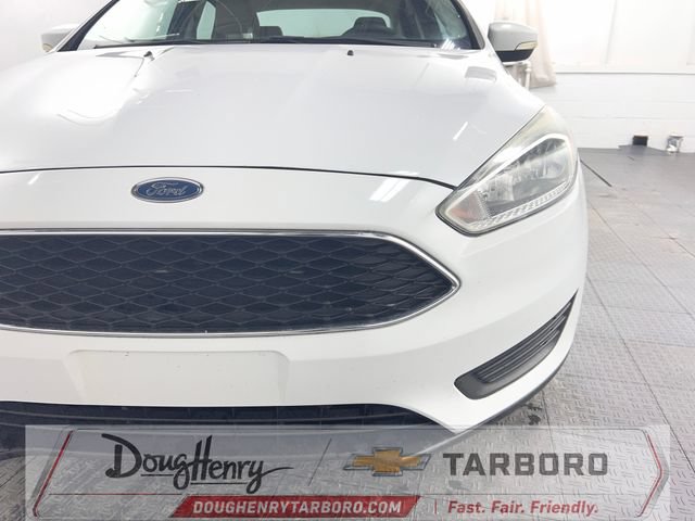 Used 2015 Ford Focus SE FWD image 12