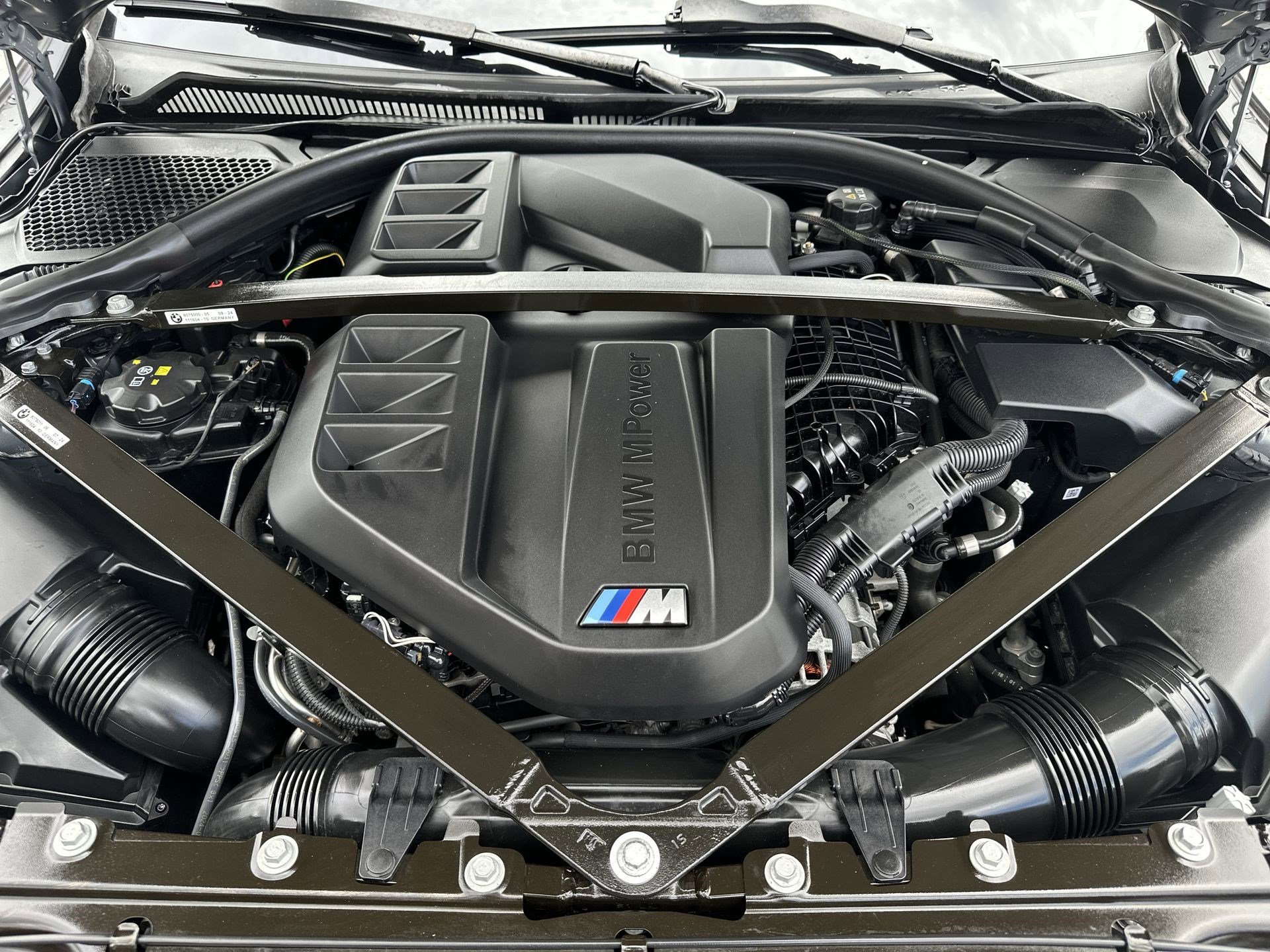 Used 2024 BMW M2 w/ Lighting Package image 17