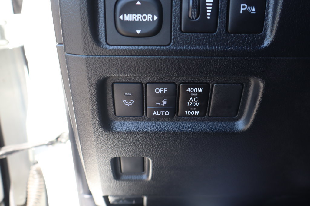 Used 2018 Toyota 4Runner Limited AWD/4WD image 22
