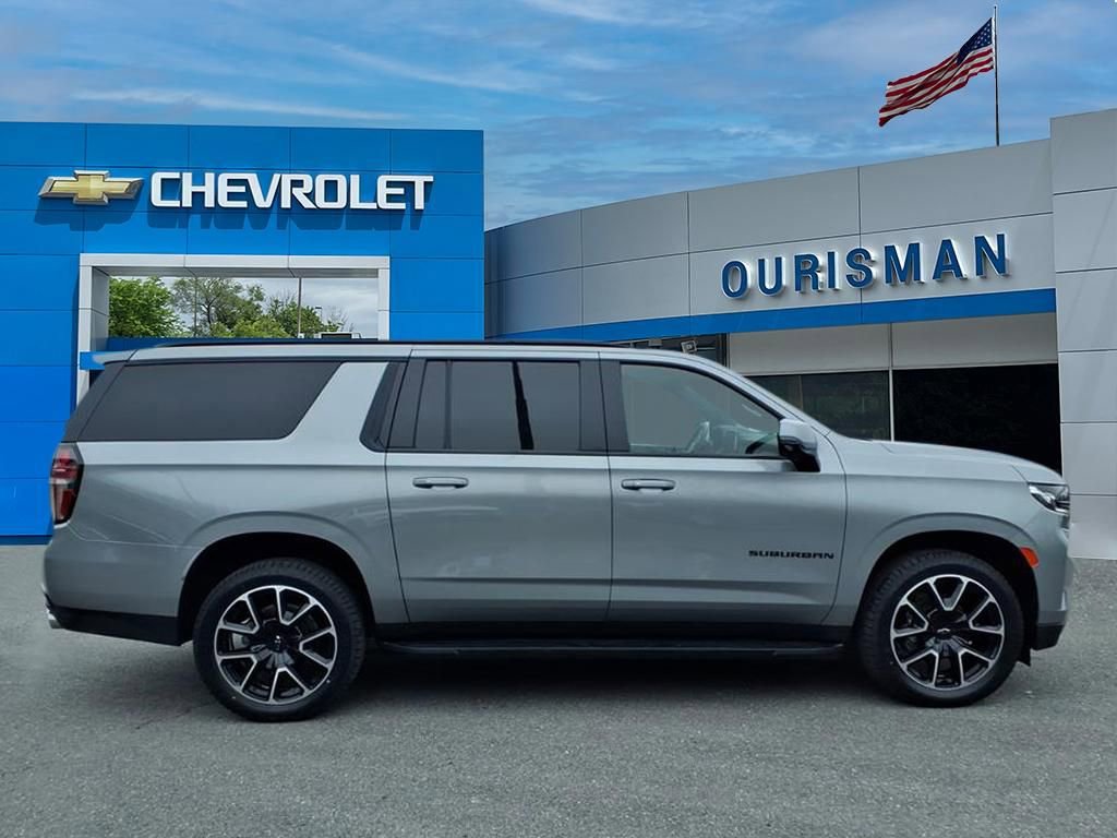 Certified 2023 Chevrolet Suburban RST w/ Sport Performance Package image 2