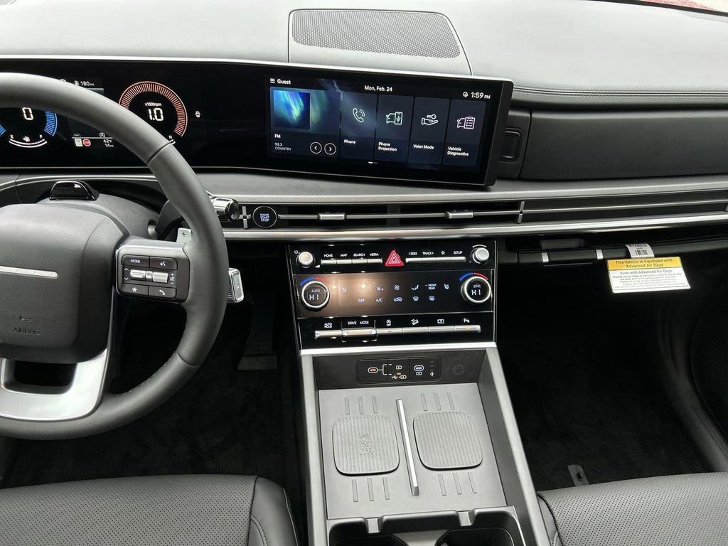 New 2025 Hyundai Santa Fe SEL FWD image 16