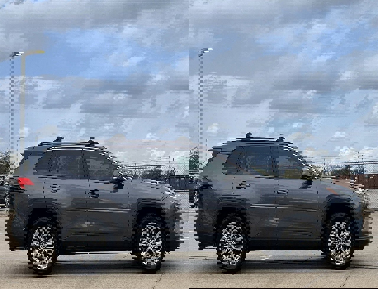 Used 2025 Toyota RAV4 XLE Premium image 3