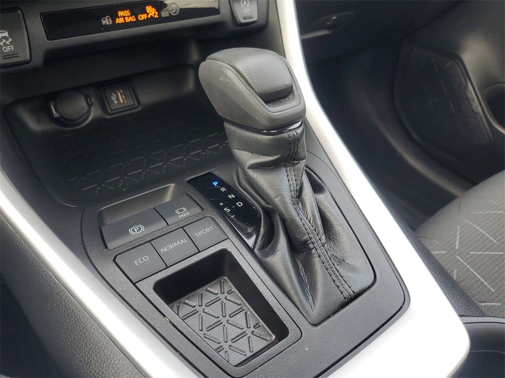 Certified 2023 Toyota RAV4 XLE w/ Convenience Package image 30