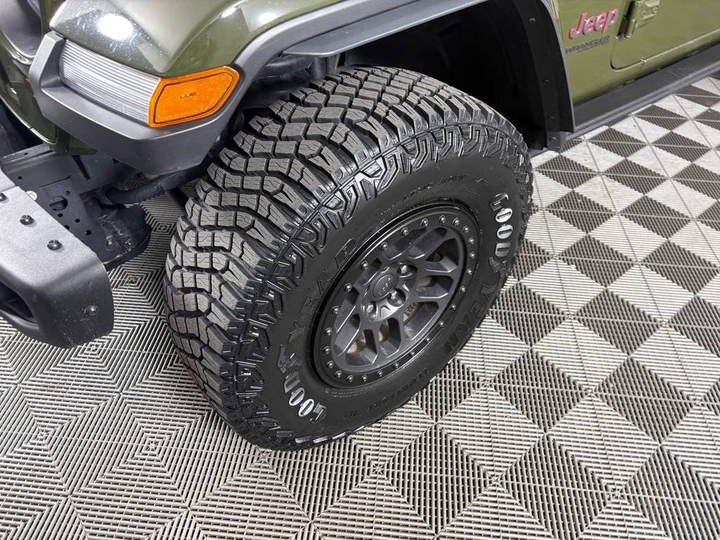 Used 2022 Jeep Wrangler Unlimited Rubicon w/ Xtreme Recon 35" Tire Package image 9