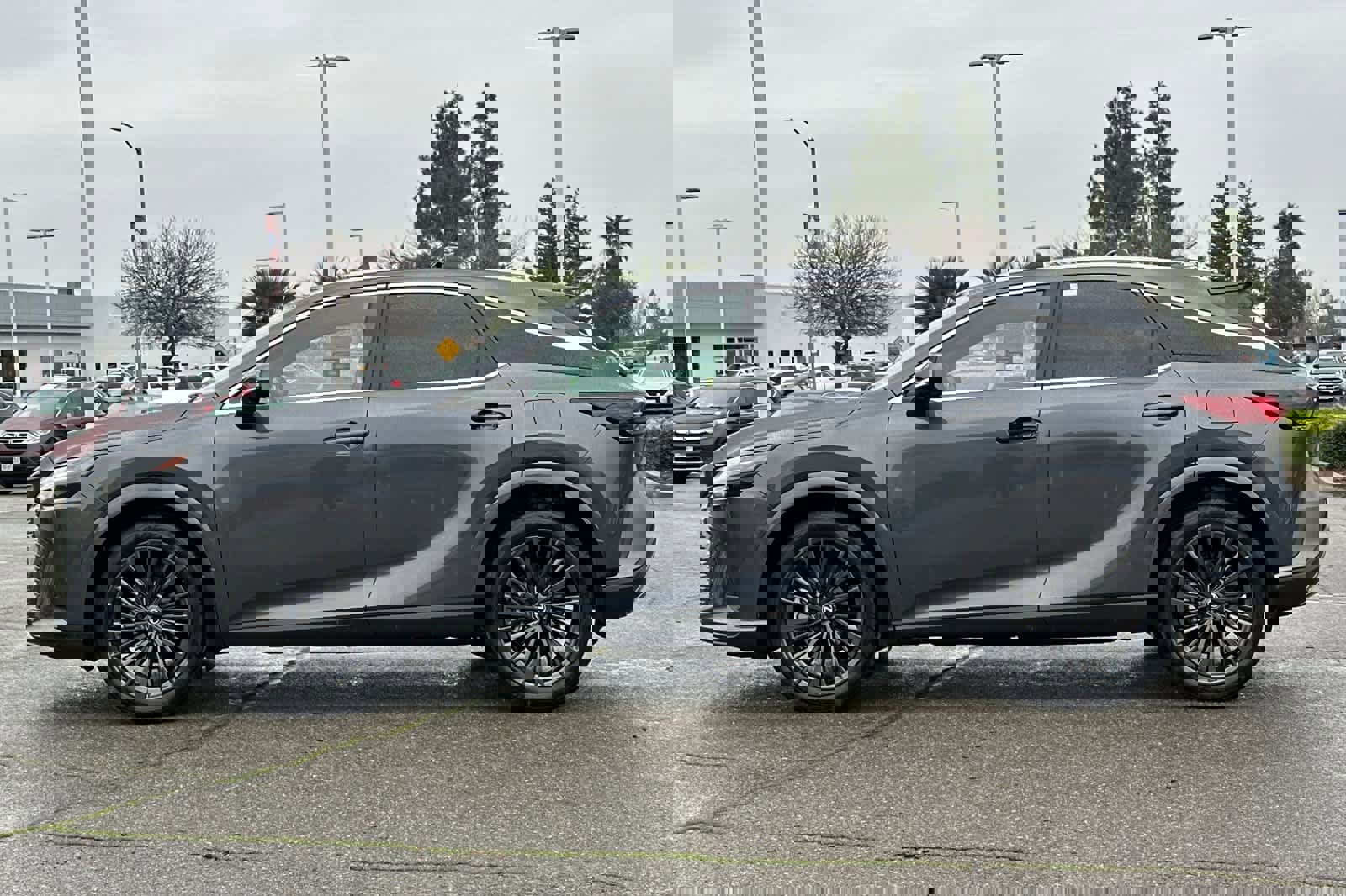 Used 2025 Lexus RX 350h image 9