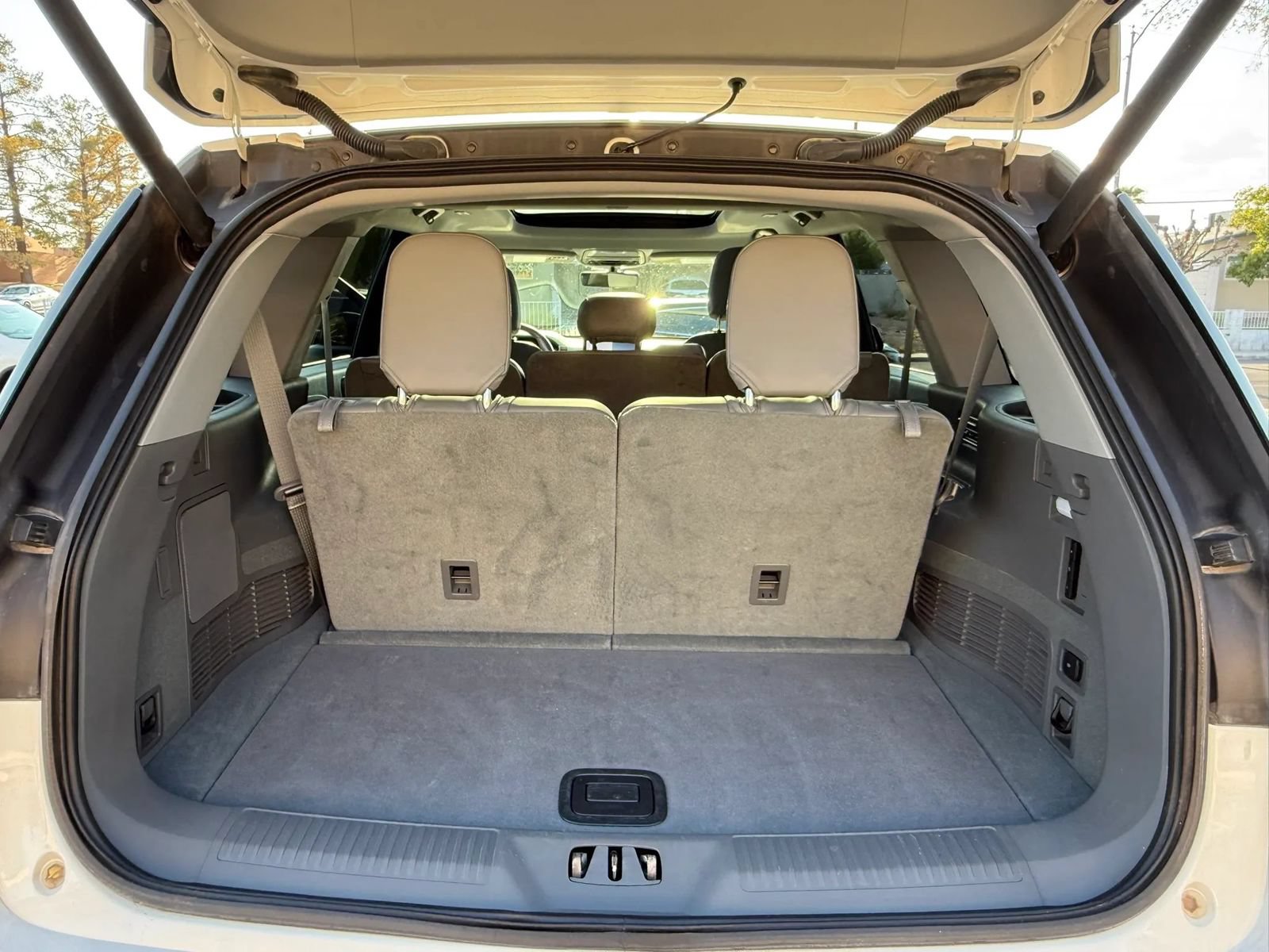 Used 2021 Lincoln Aviator Reserve w/ Elements Package Plus RWD image 32
