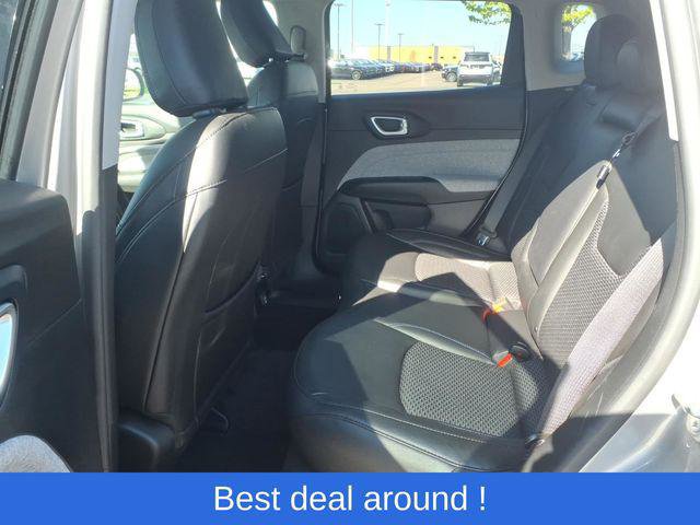 Certified 2022 Jeep Compass Latitude AWD/4WD image 13