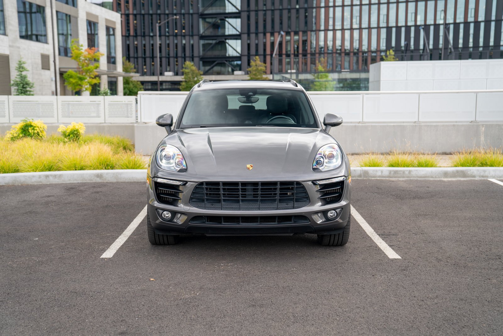 Used 2017 Porsche Macan S AWD/4WD image 6