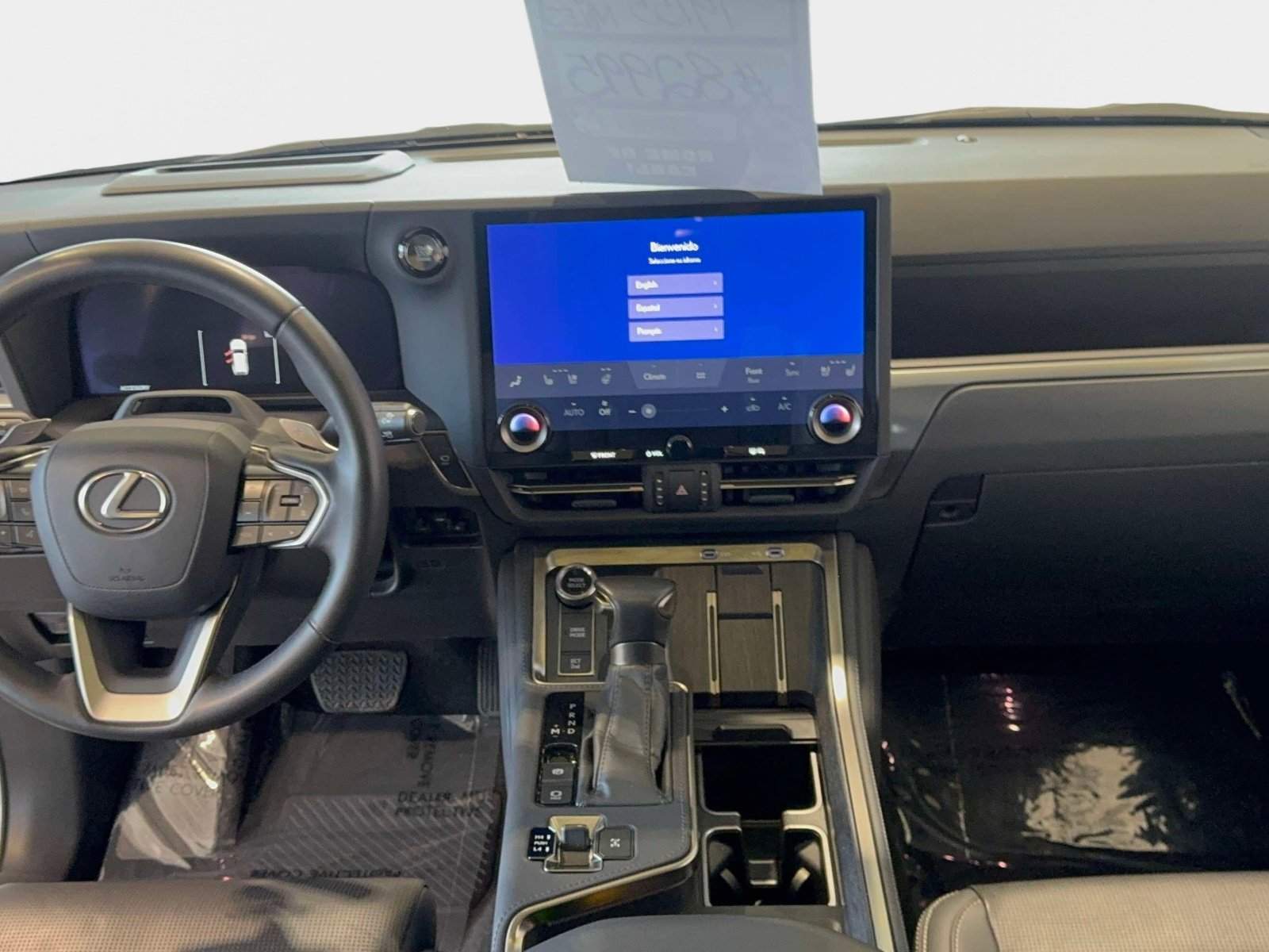 Used 2024 Lexus GX 550 w/ Cold Area Package image 11