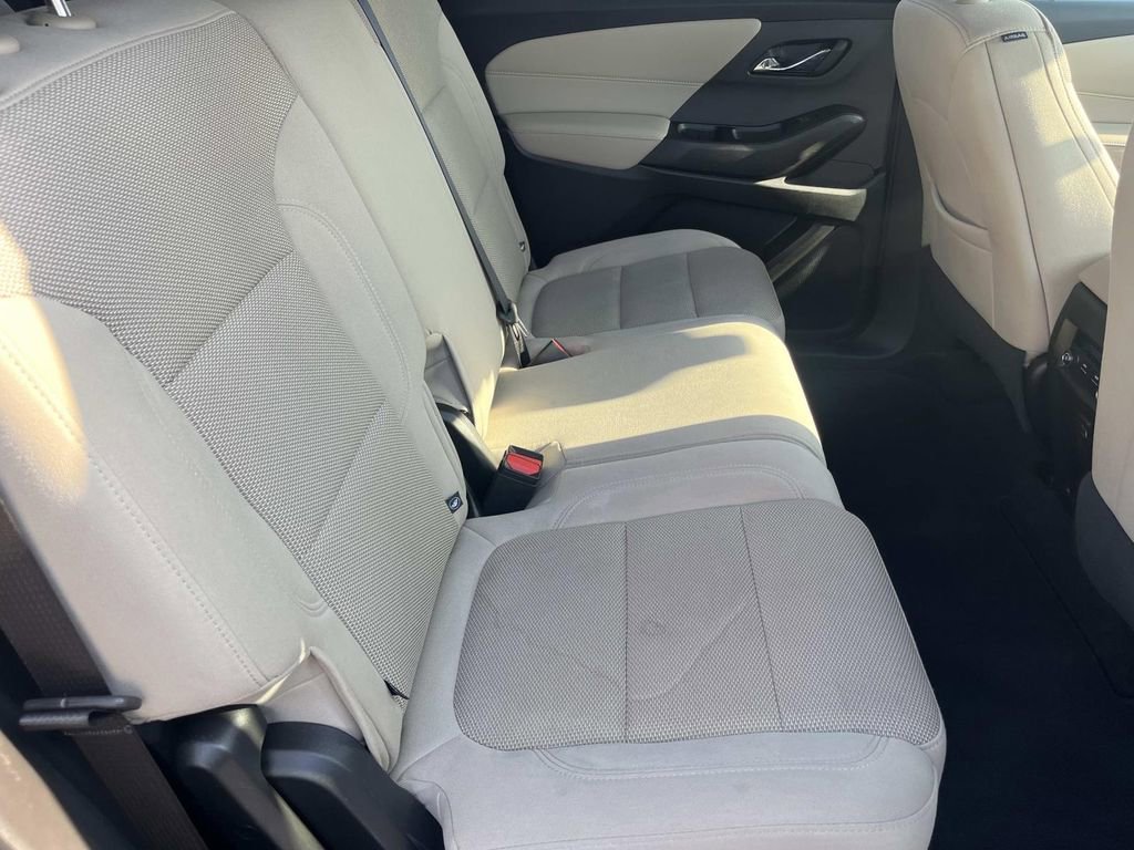 Certified 2023 Chevrolet Traverse LS image 28
