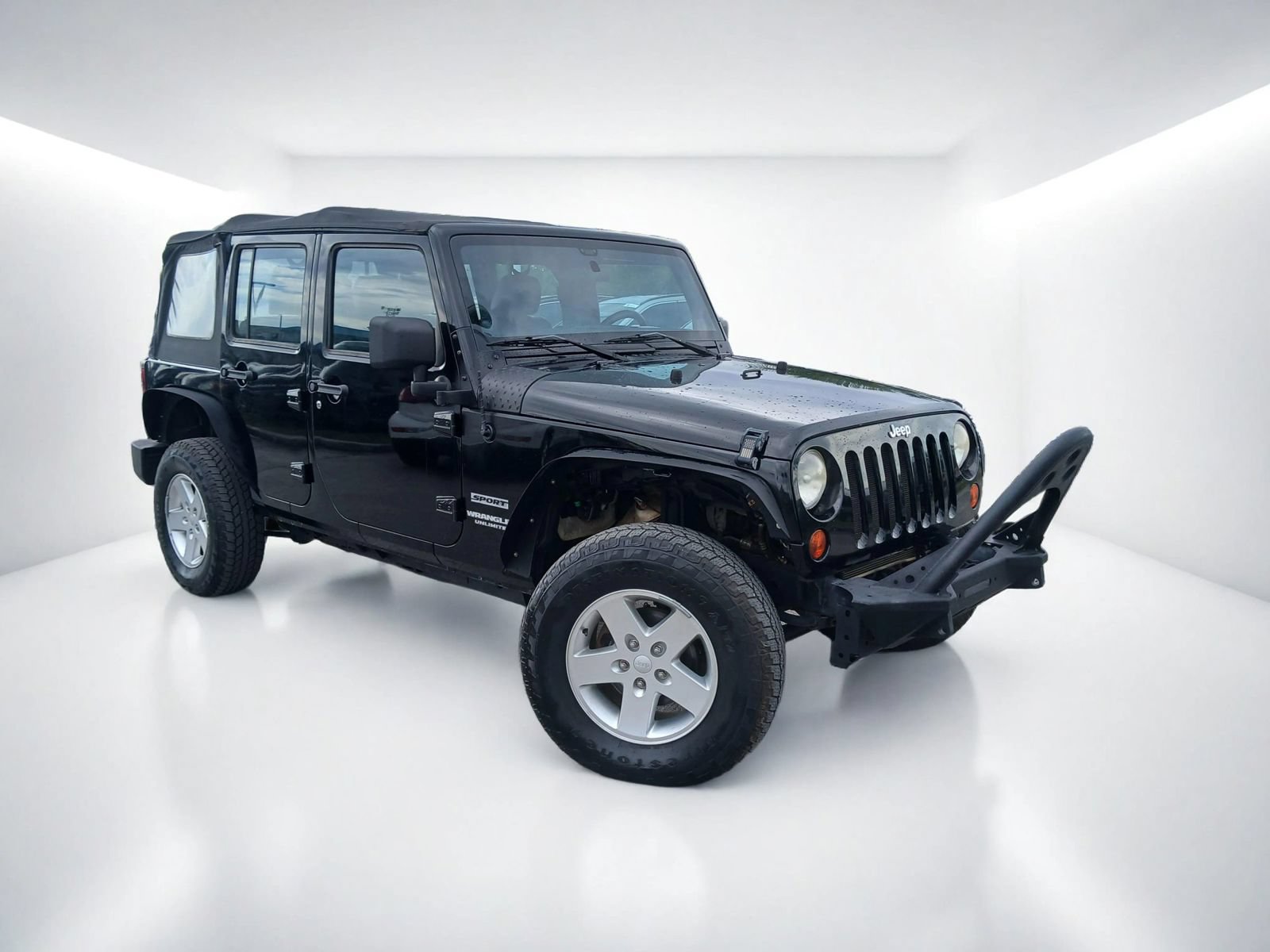 Used 2012 Jeep Wrangler Unlimited Sport AWD/4WD image 2