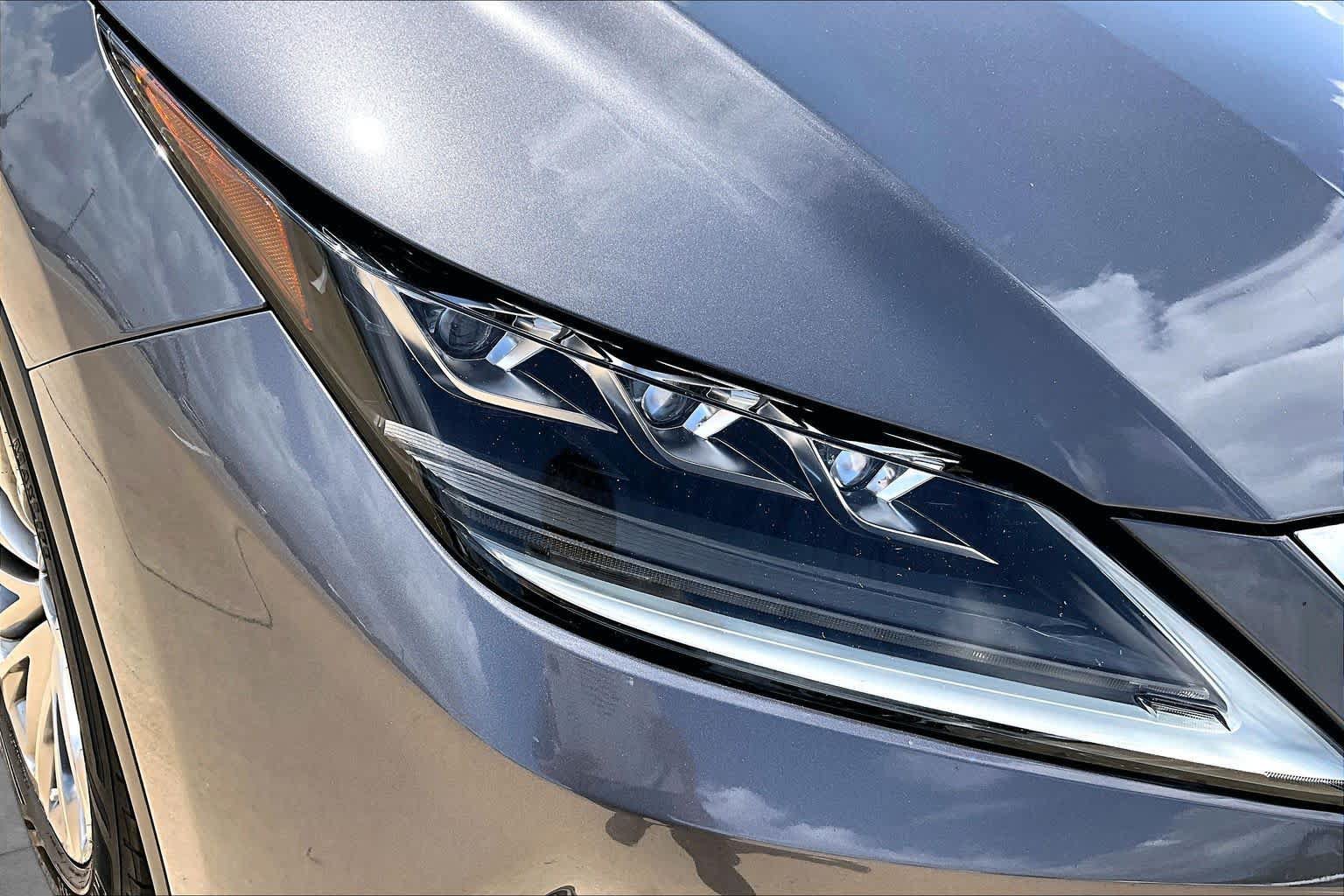 Used 2020 Lexus RX 450h AWD w/ Luxury Package image 28