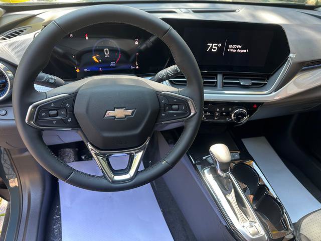 New 2025 Chevrolet Trax LT w/ Driver Confidence Package image 9