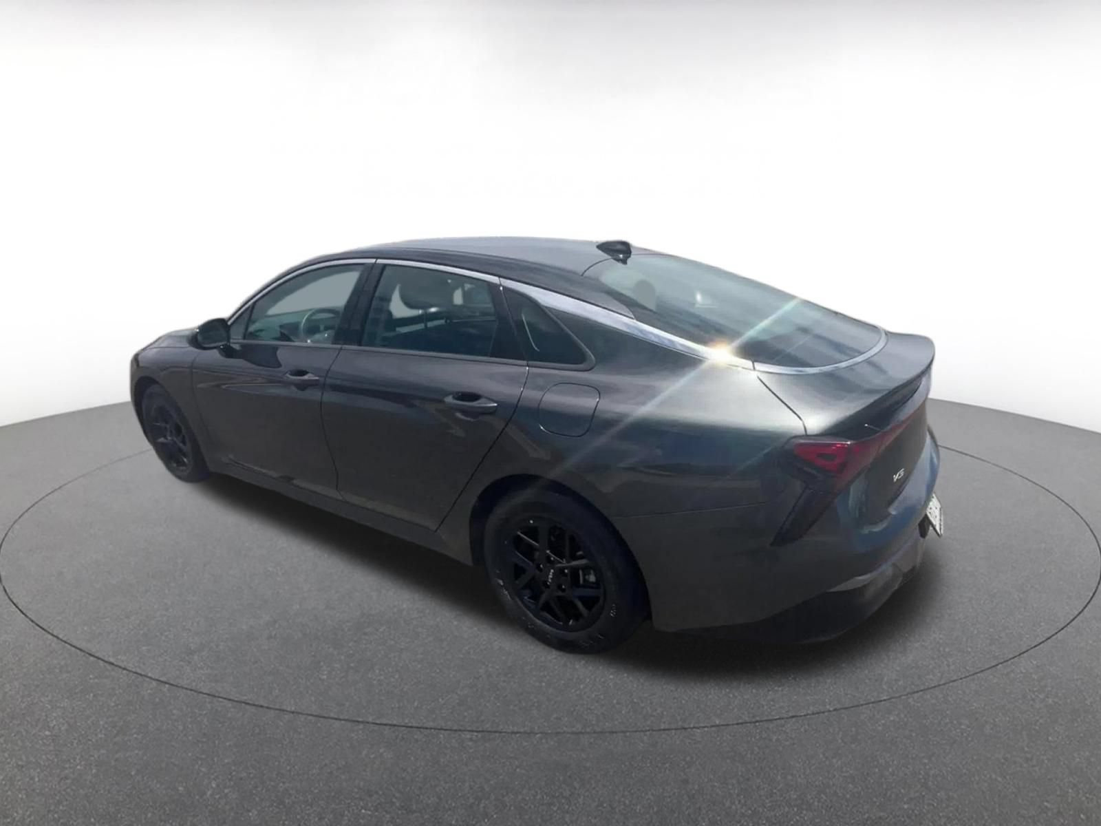 Used 2025 Kia K5 LXS FWD image 10