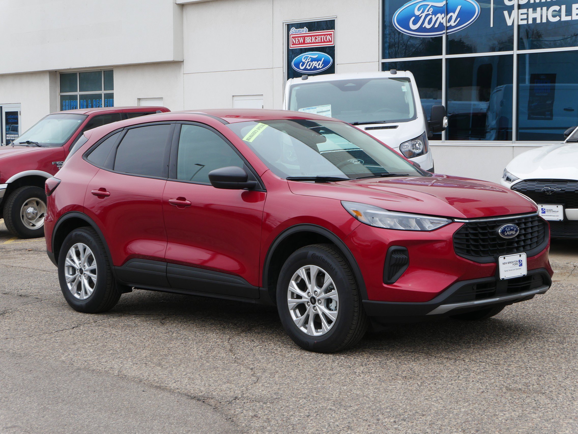 New 2025 Ford Escape Active w/ Cold Weather Package AWD/4WD image 4