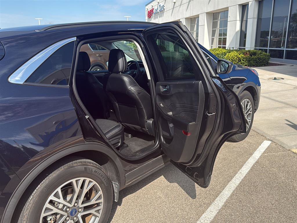 Used 2021 Ford Escape SEL FWD image 17