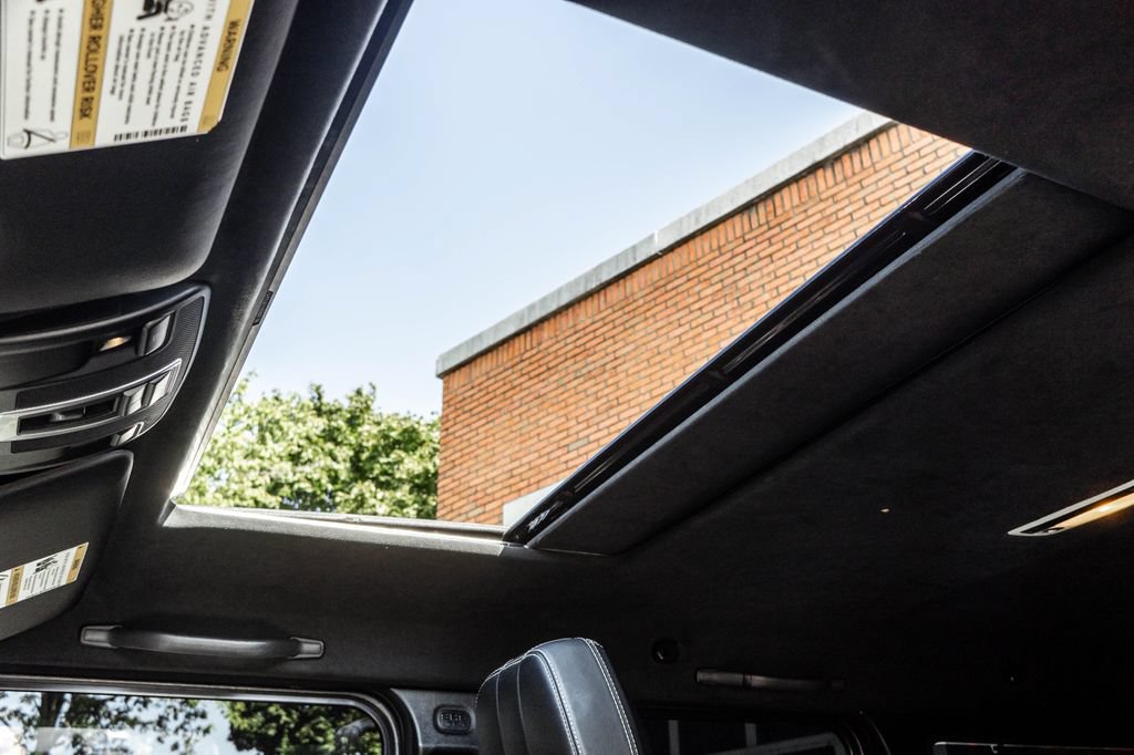 Used 2016 Mercedes-Benz G 550 image 12