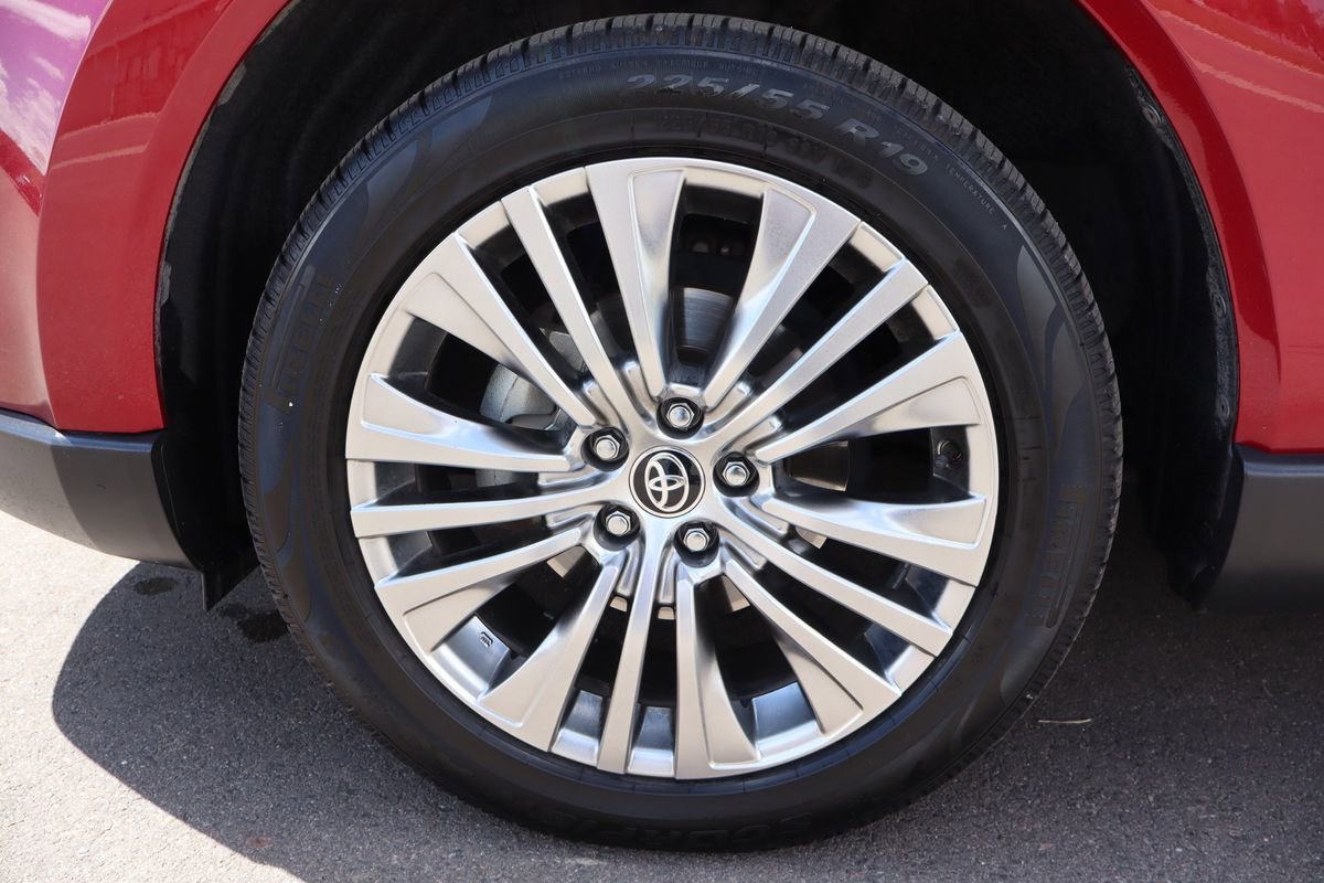 Used 2021 Toyota Venza Limited w/ Advanced Technology Package AWD/4WD image 42