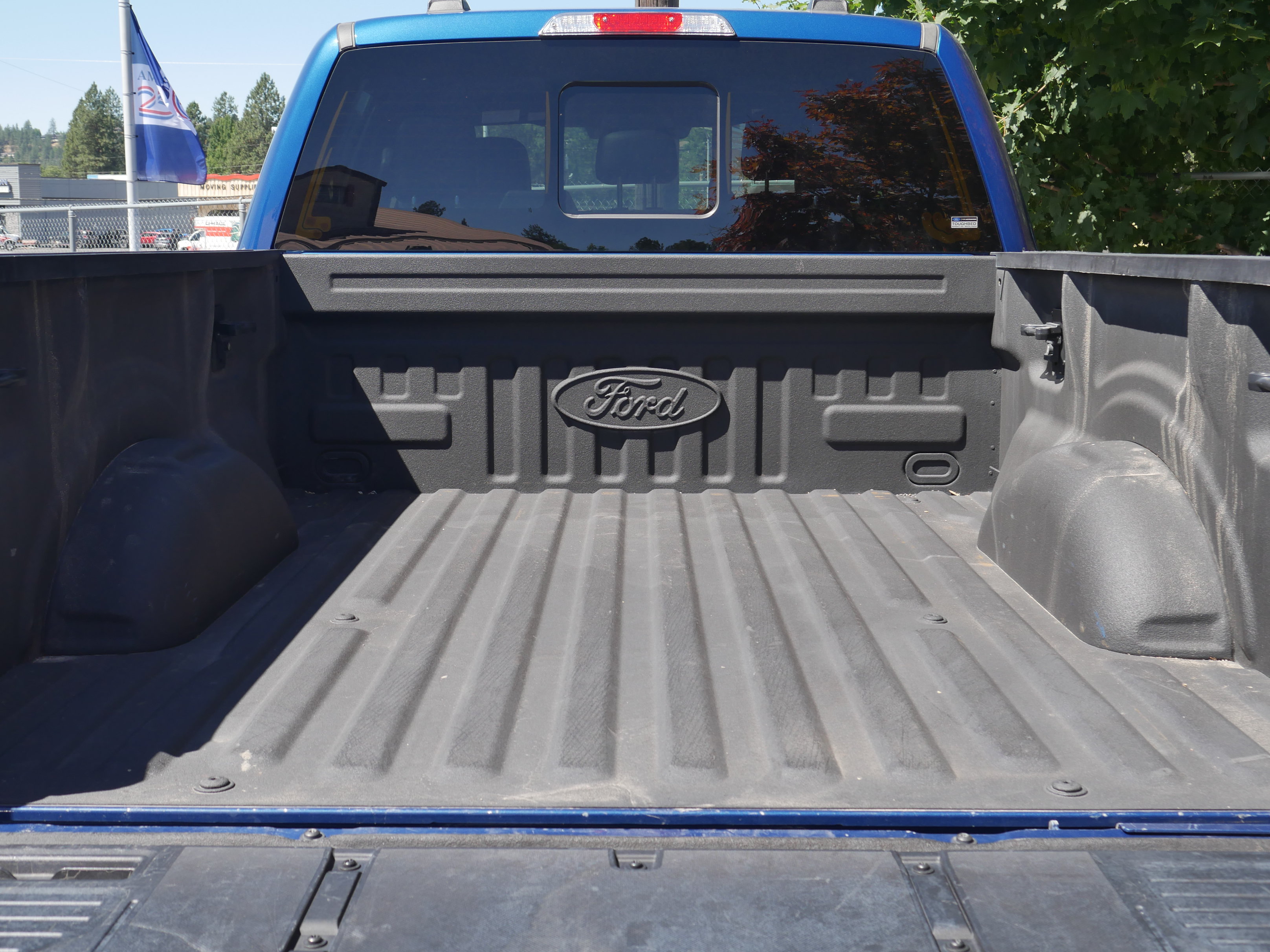 Used 2023 Ford F150 Lariat w/ FX4 Off-Road Package AWD/4WD image 27