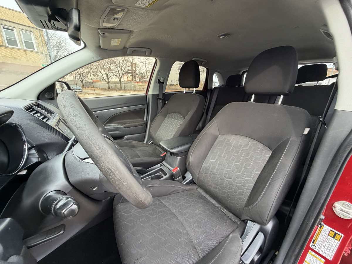 Used 2023 Mitsubishi Outlander Sport ES AWD/4WD image 12