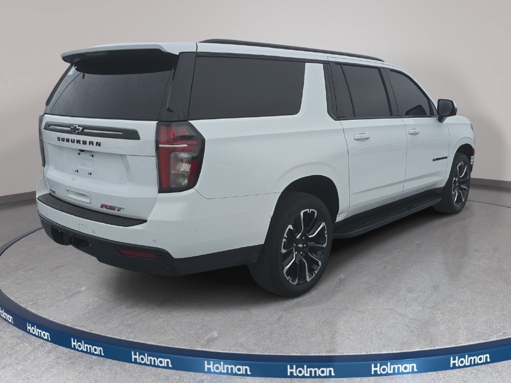 Used 2024 Chevrolet Suburban RST w/ Luxury Package RWD image 6