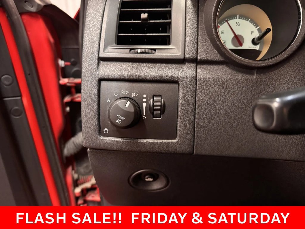 Used 2010 Dodge Charger R/T RWD image 23