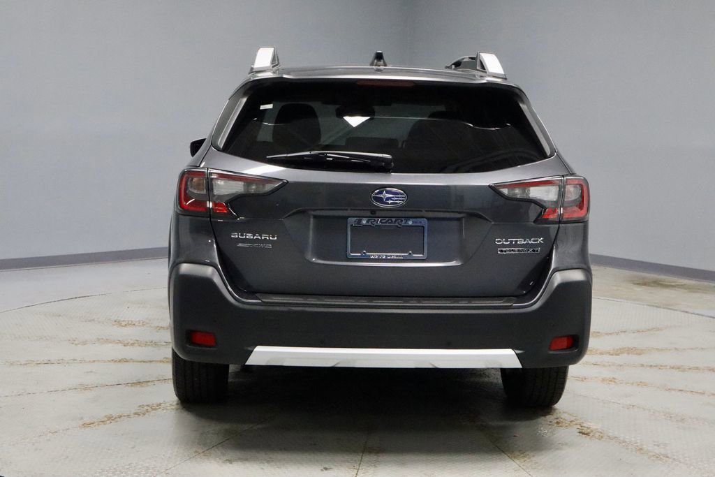 Used 2023 Subaru Outback Touring XT AWD/4WD image 12
