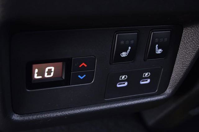 New 2026 Nissan Rogue Platinum w/ Tech Package image 30