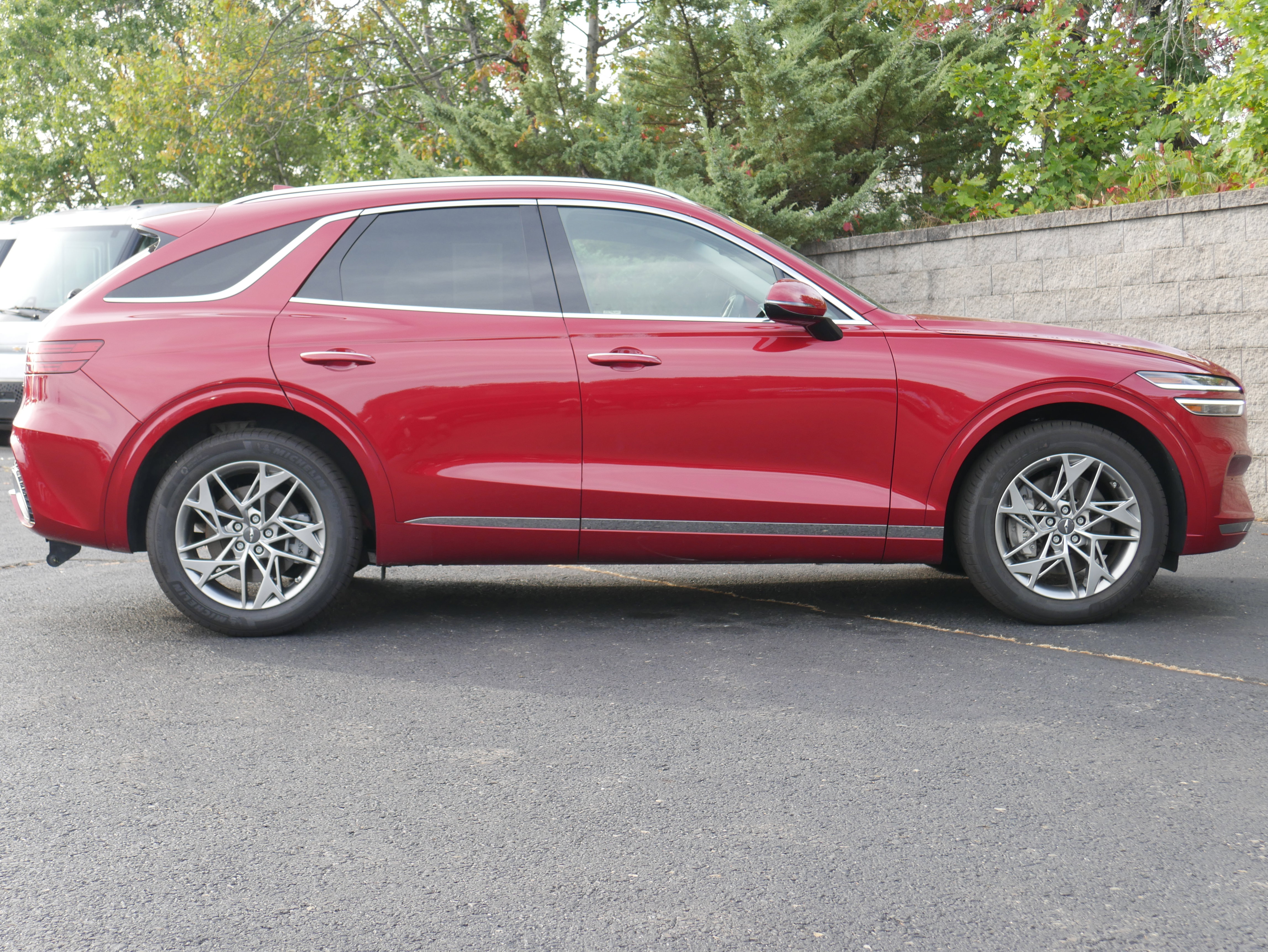 Certified 2025 Genesis GV70 2.5T image 8