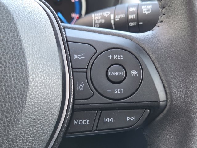 Used 2019 Toyota RAV4 Limited w/ Limited Grade Weather Package AWD/4WD image 19