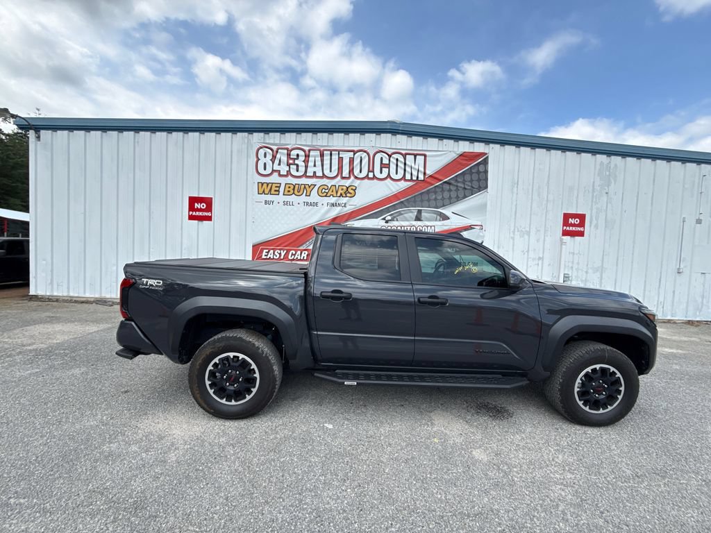 Used 2024 Toyota Tacoma TRD Off-Road AWD/4WD image 9
