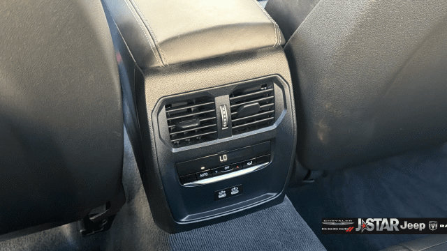 Used 2021 BMW M3 Competition w/ M Carbon Exterior Package RWD image 26